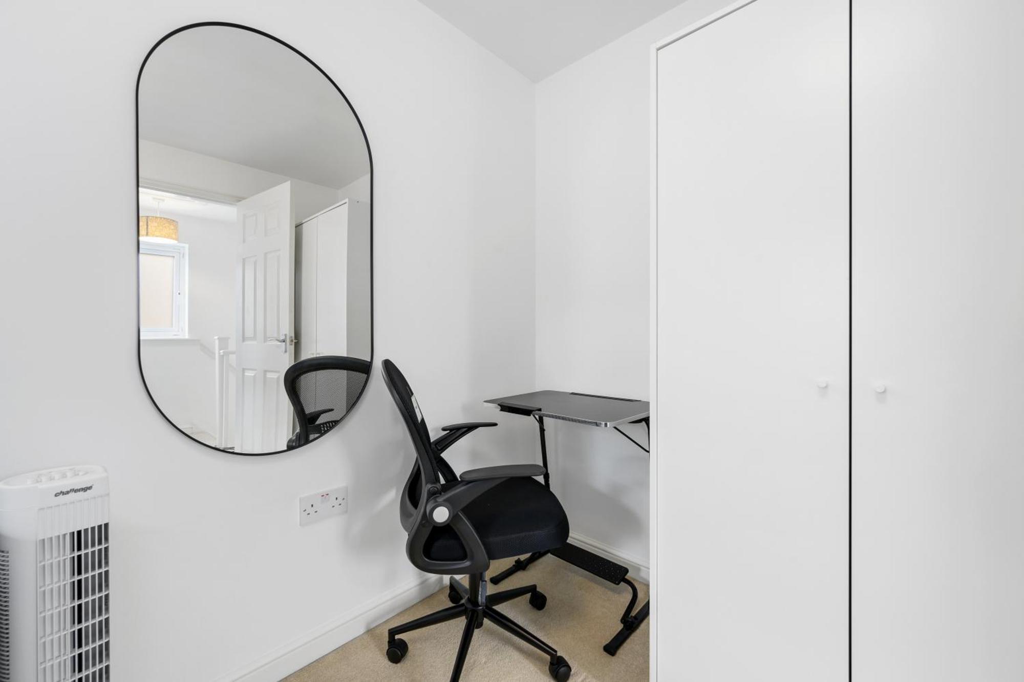 Comfy Stay 6Mins To Coop Live Arena, Etihad Stadium & City Centre With Wifi & Free Private Parking แมนเชสเตอร์ ภายนอก รูปภาพ